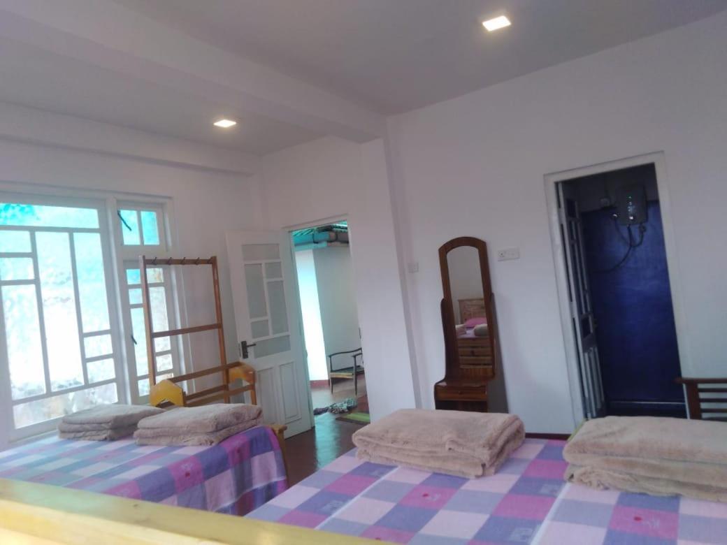 Forest Cyniciam Homestay Ohiya Exterior photo